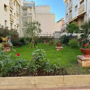 https://residence-du-casino-menton.fr-provencehotel.com